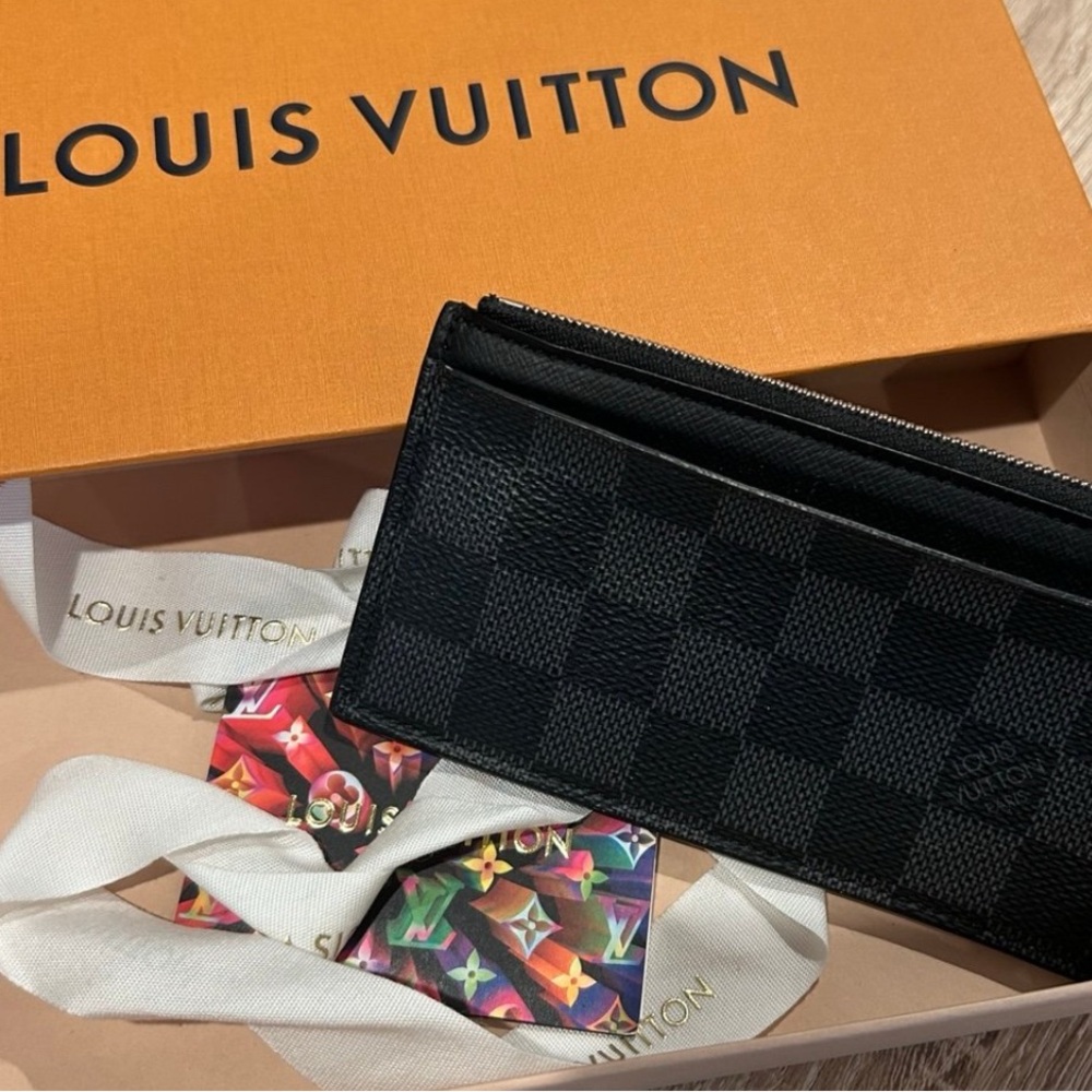 Louis Vuitton Damier Graphite Canvas Card Holder - Picture 2 of 9
